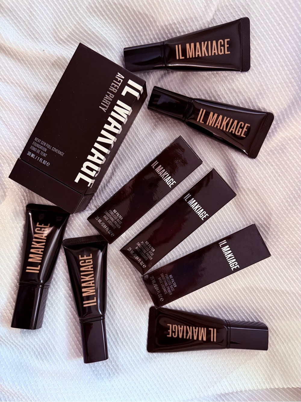 IL MAKIAGE After Party Foubdation, & Primer bundle